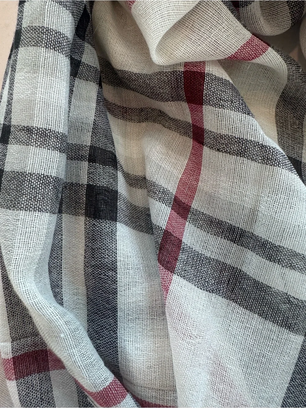 V. FRAAS White Plaid Scarf with Black and Red Stripes